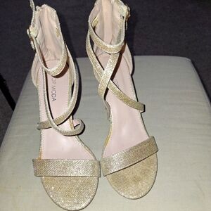 TOP Moda Glittering Gold Heels